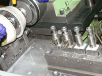GKN GRINDING MACHINE