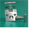 015105b7_2-way-manifold-valve