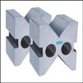 3ea377c1_steel-v-block-with-clamp