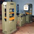 4acc29a2_h-type-duplex-moulding-press