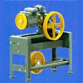 7dbecdb0_geared-traction-machines