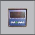 fdefc3e3_weighting-display
